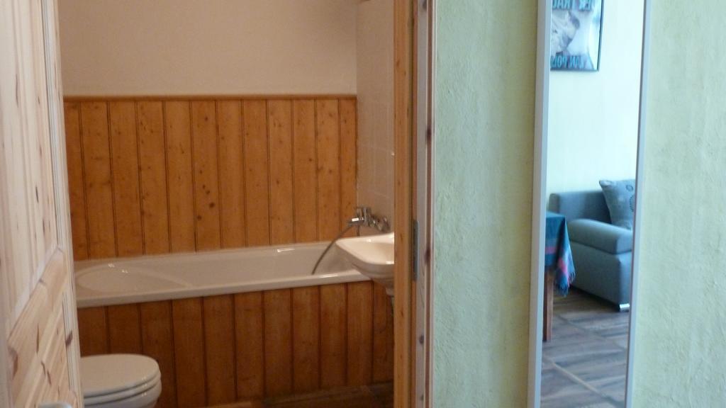 Apartamento Alte Schule Tambach-Dietharz Habitación foto