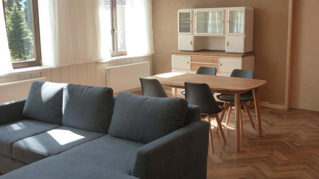 Apartamento Alte Schule Tambach-Dietharz Exterior foto
