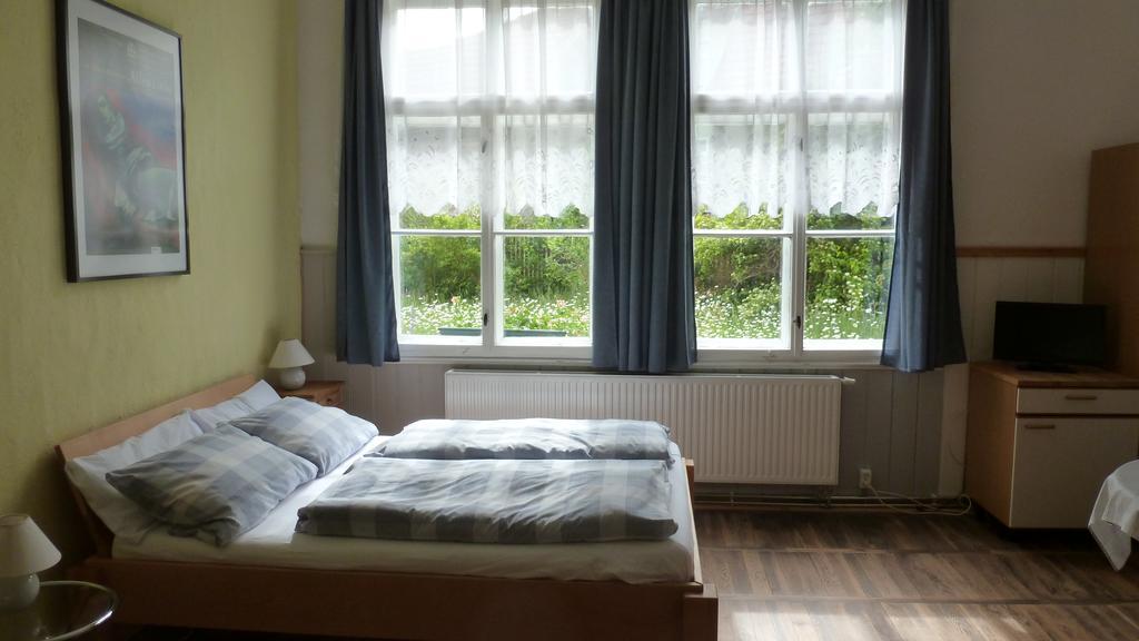 Apartamento Alte Schule Tambach-Dietharz Exterior foto
